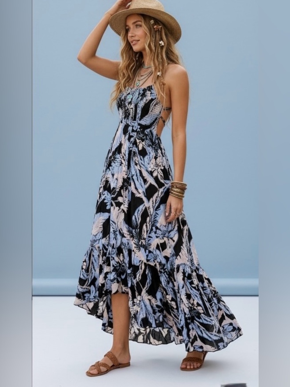 Free People Heatwave MIDI
Slip Dress Strappy Floral Print
Asymmetric Hem Size: S